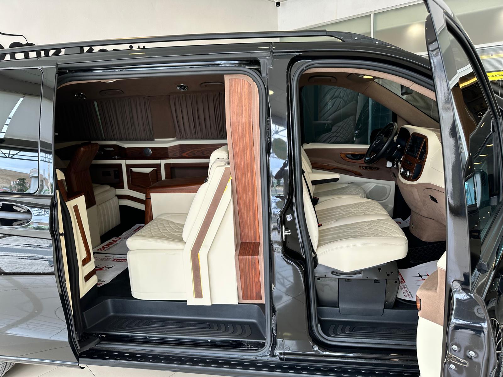 MERCEDES VITO 28